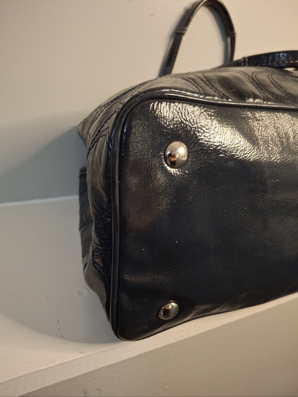 Coach Kiss Lock Carryall Shoulder Bag Navy patent leather Great Condition - Picture 4 of 8